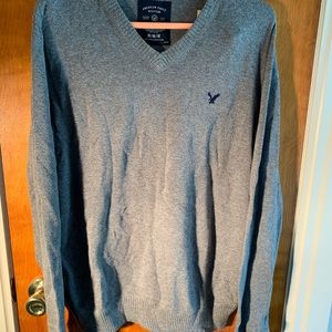 Men’s Medium Grey American Outfitters Polo.